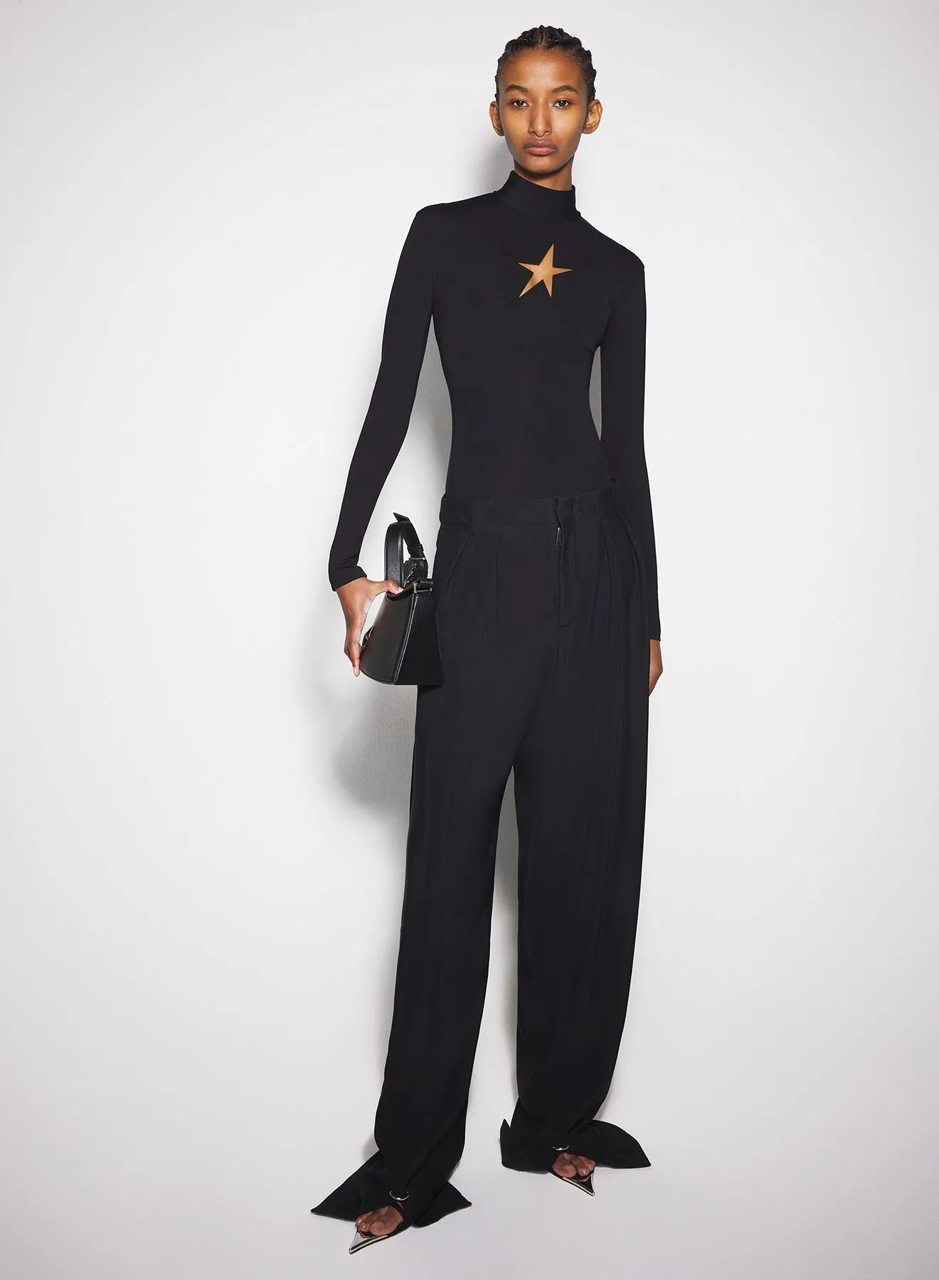 black star top