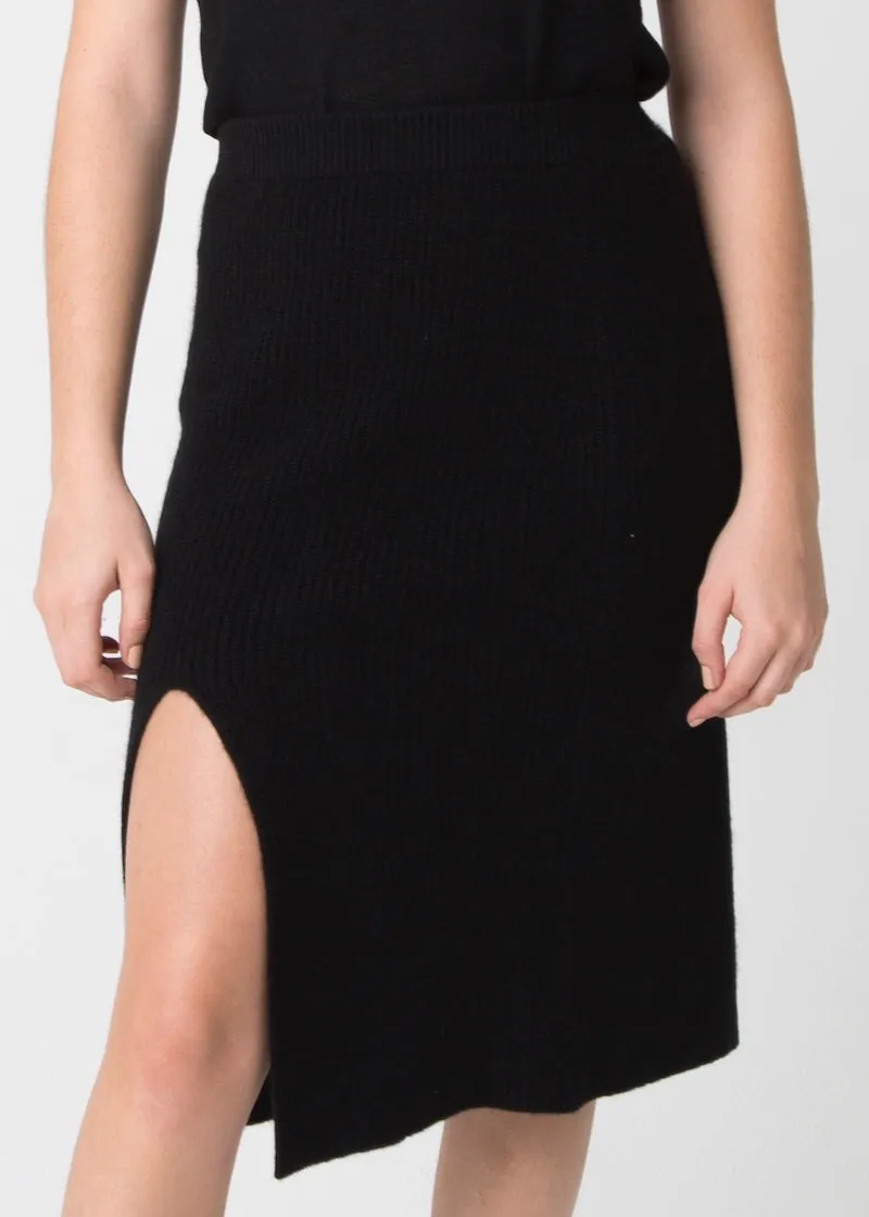 Ribbed Midi Skirt